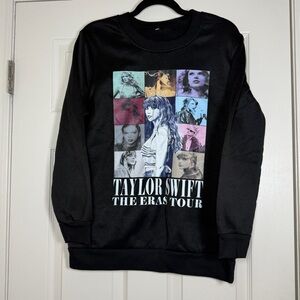 Taylor Swift “The Eras Tour” Black Fleece Lined Crewneck Sweatshirt Size Small